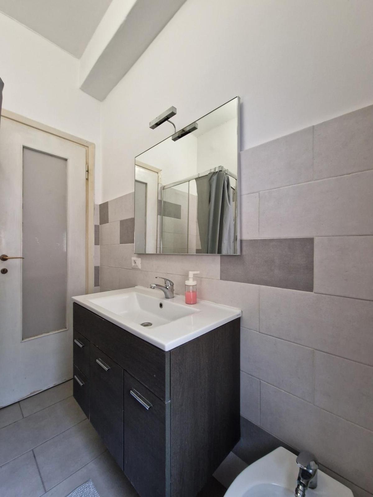 Milanrentals - Vigliani Apartments Ngoại thất bức ảnh